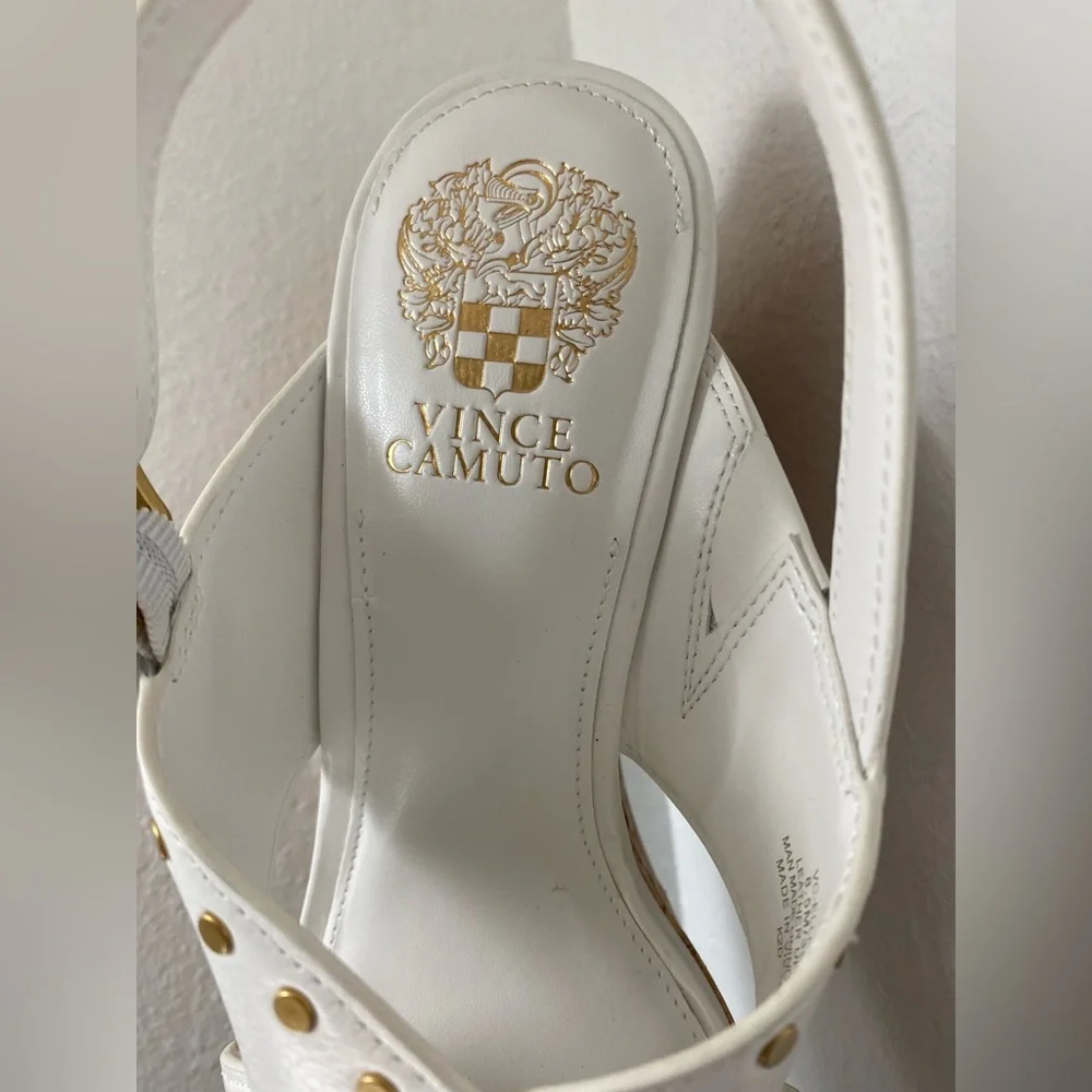 VINCE CAMUTO..WOMENS WHITE LEATHER CORK WEDGE SANDALS WITH GOLD STUDS